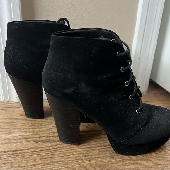 Soda Tie Heels - Picture 3 of 4